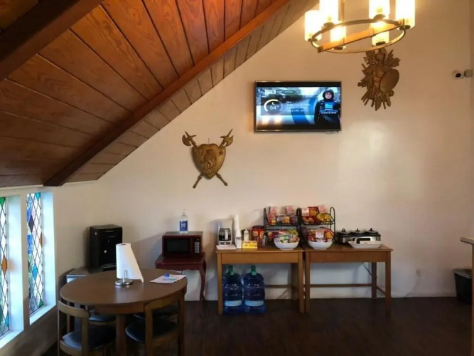Royal Inn