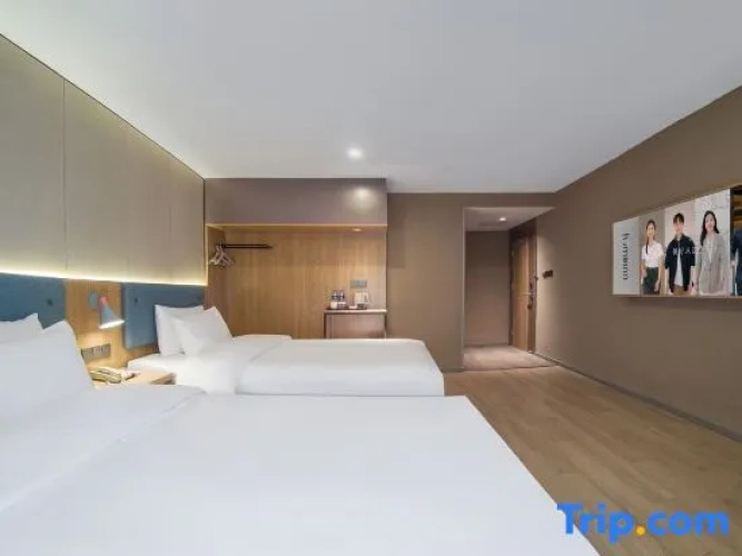 Standard Twin Family room