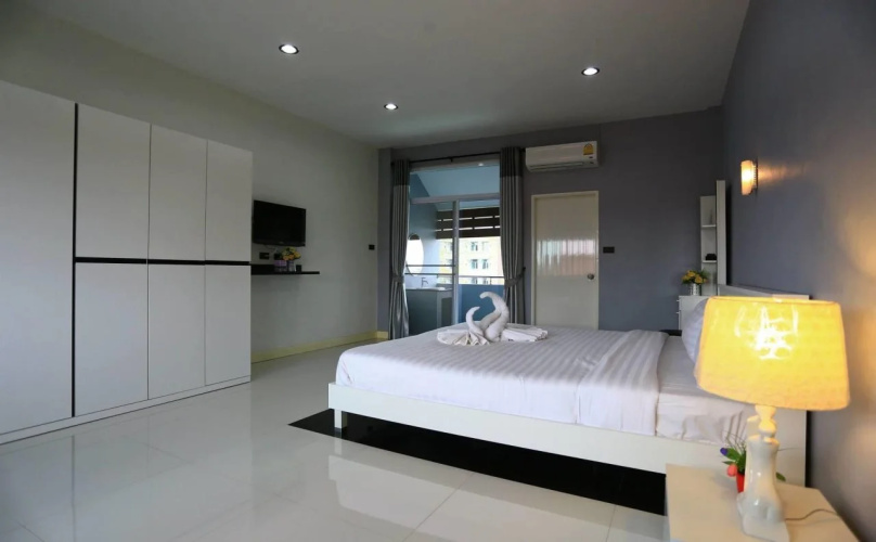 Kritkarn Apartment