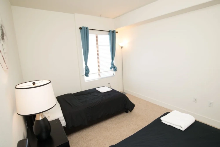 2 Bedrooms Luxury Apartment