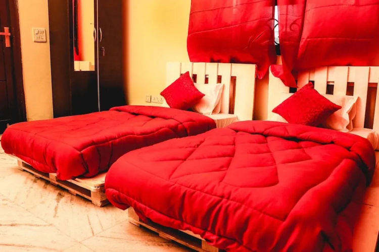 Capsule Den Farmstay