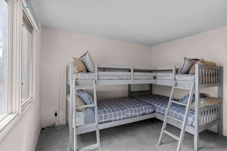 Cozy Condo - Stay for 9