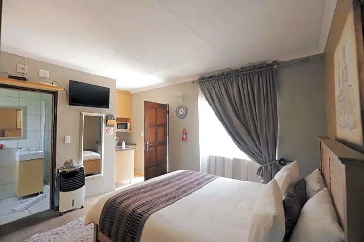 Economy room