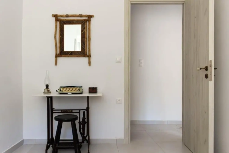 2 Bedrooms Cottage