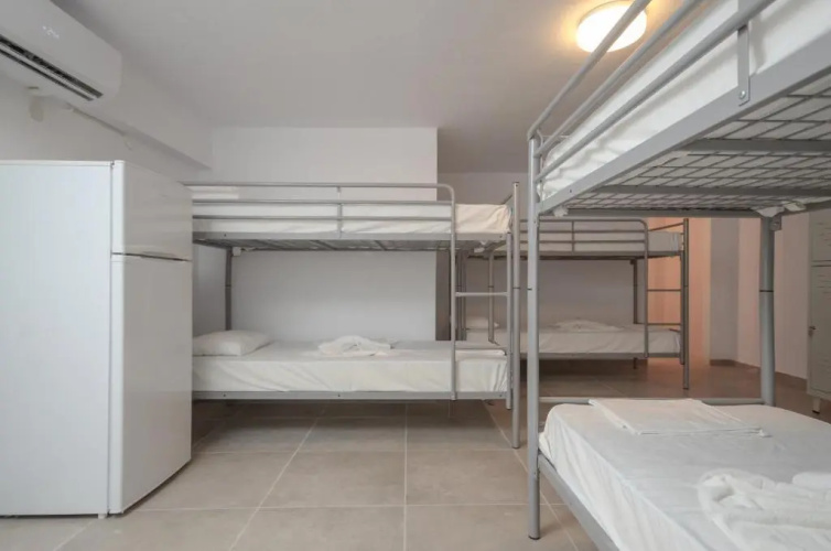 Naxos Hostel