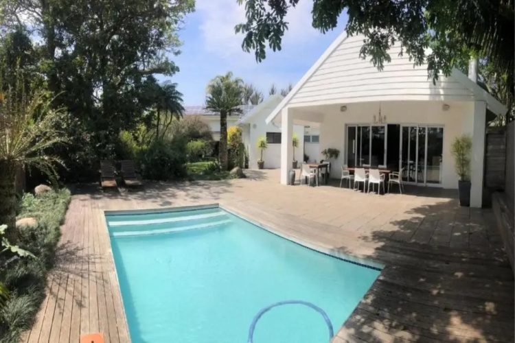 Bunkers Inn Guesthouse