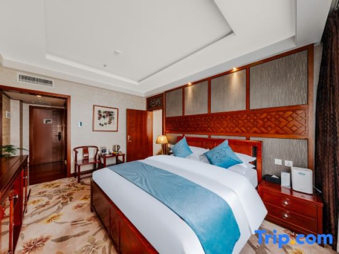 Deluxe Double Suite