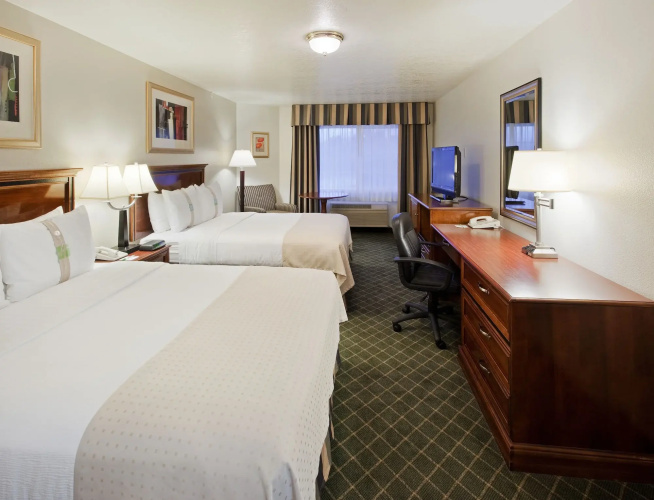 Holiday Inn Redding by IHG