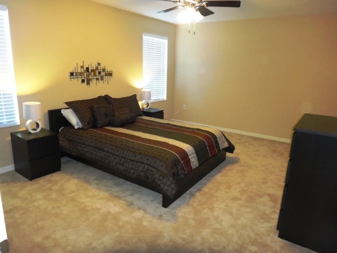5 Bedrooms Suite