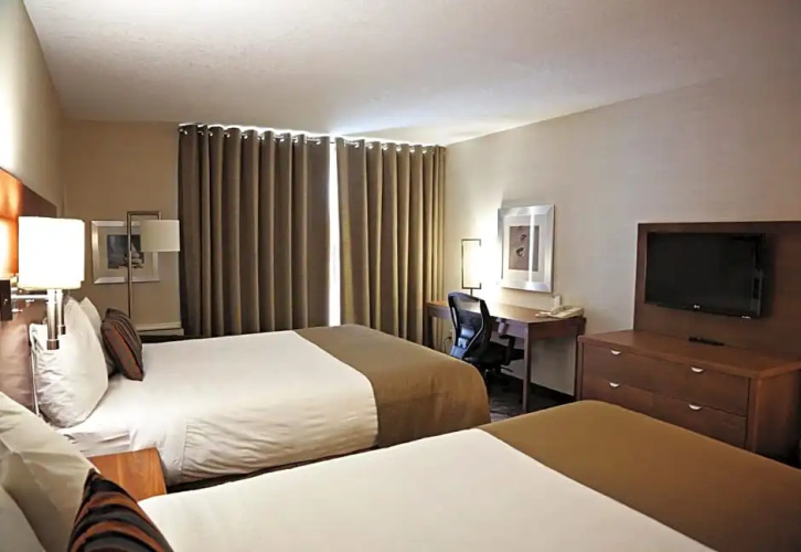 Waterfront Inn