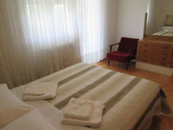 Velin Apartment
