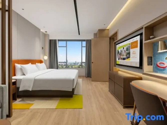 Standard Twin Family room with city view
