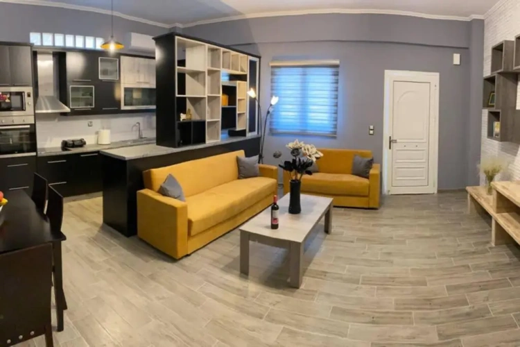 2 Bedrooms Apartment