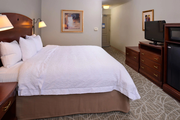 Hampton Inn by Hilton Litchfield