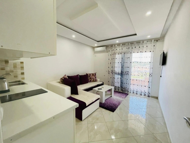 Queen Kodre Apartments