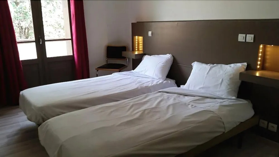 Hotel les Glycines