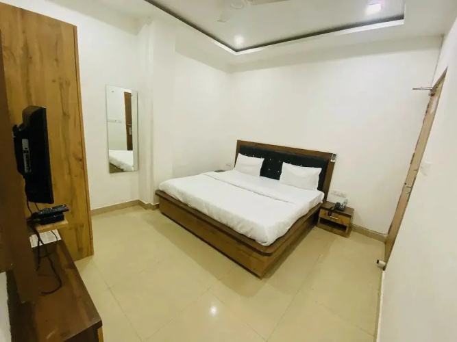 Vrindavan Inn by OYO Rooms