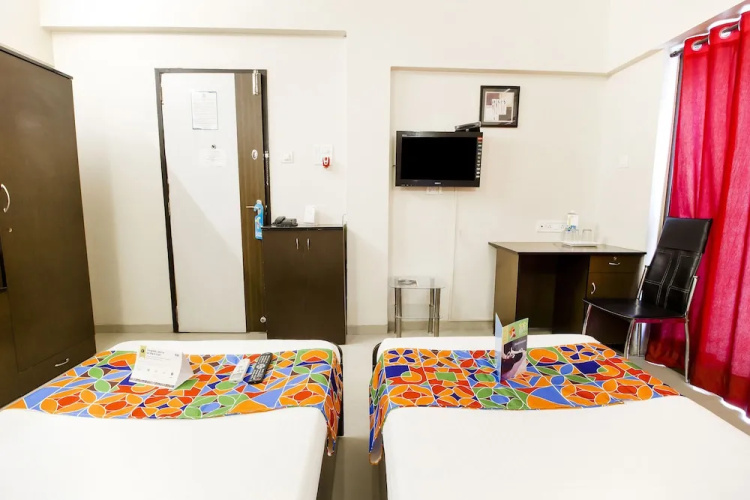 FabHotel Aundh