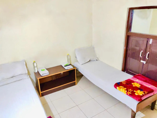 Roop Guest House