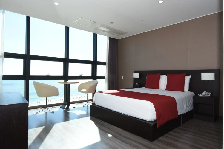 MS Hotel