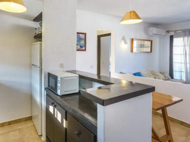 2 Bedrooms Quadruple Apartment with balcony