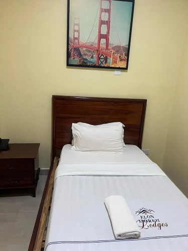 Elon Moreh Lodge