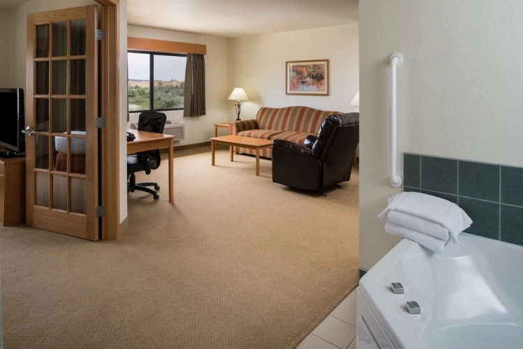 1 Bedroom Luxury Double Suite