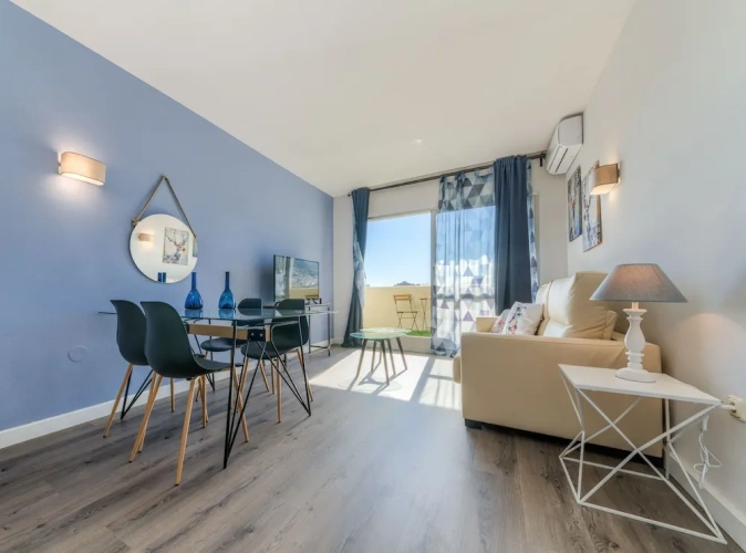1 Bedroom Comfort Apartment with balcony and with sea view
