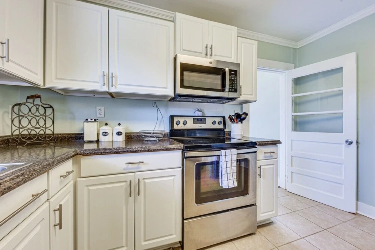 2 Bedrooms Cottage