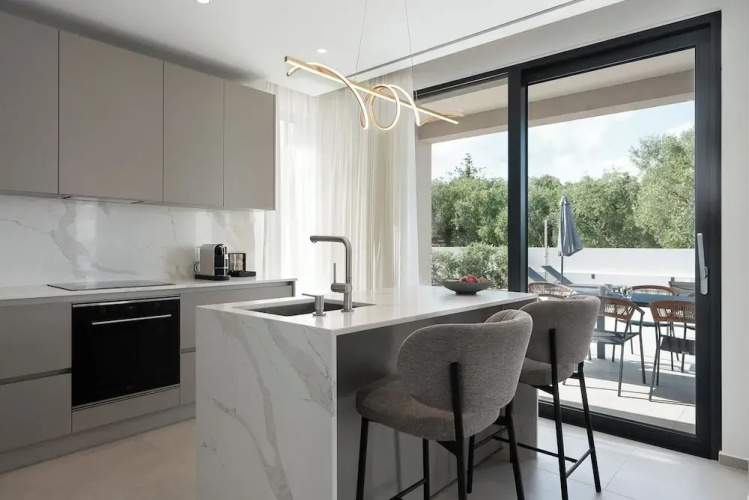 Kymothoe Elite Villas