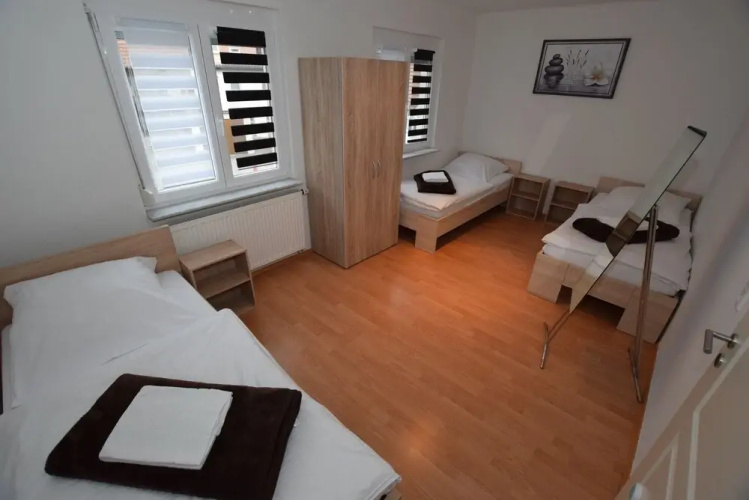 AB Apartment 25
