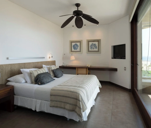 Standard Double room with view