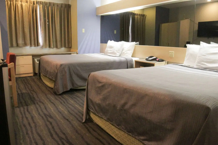 Americas Best Value Inn & Suites Jackson, TN