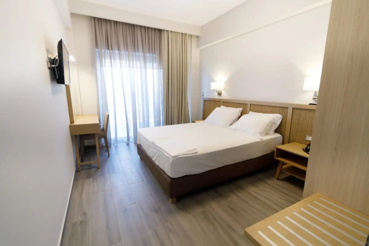 Quintuple Family Suite with balcony