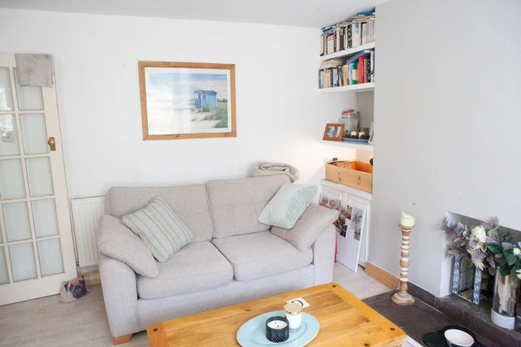 1 Bedroom Flat With Garden in Bristol