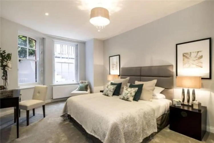 2 Bedrooms Apartment