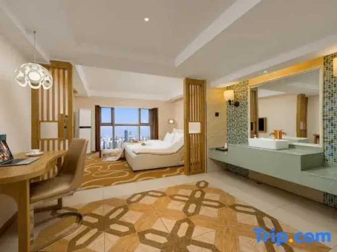 Deluxe Double room with view