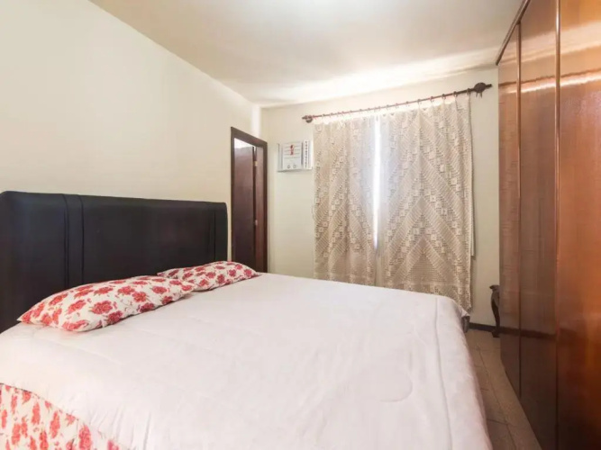 Excelente cobertura duplex a 2 quadras da Praia do Forte com 4 quartos