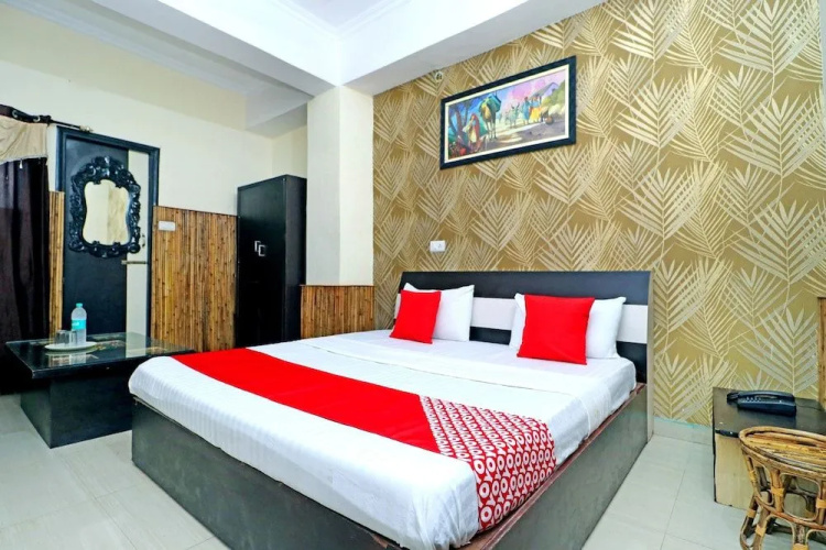 OYO 39812 Welcome Lounge