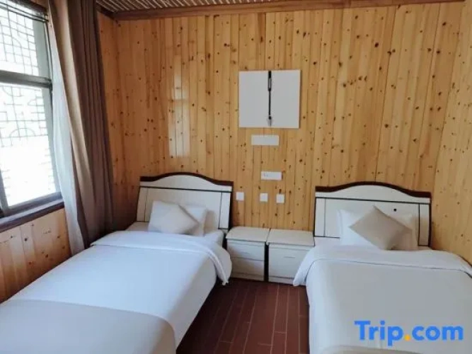 4 Bedrooms Suite
