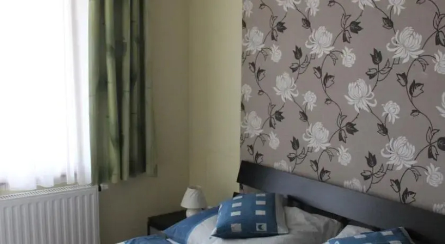 Edit Apartman