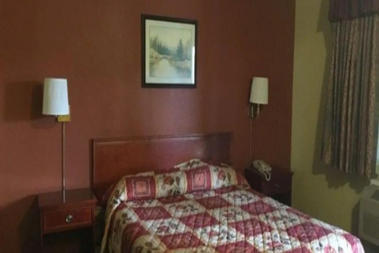 Alpha Inn & Suites
