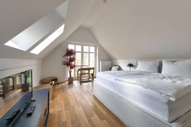 1 Bedroom Grand Penthouse room with garden view