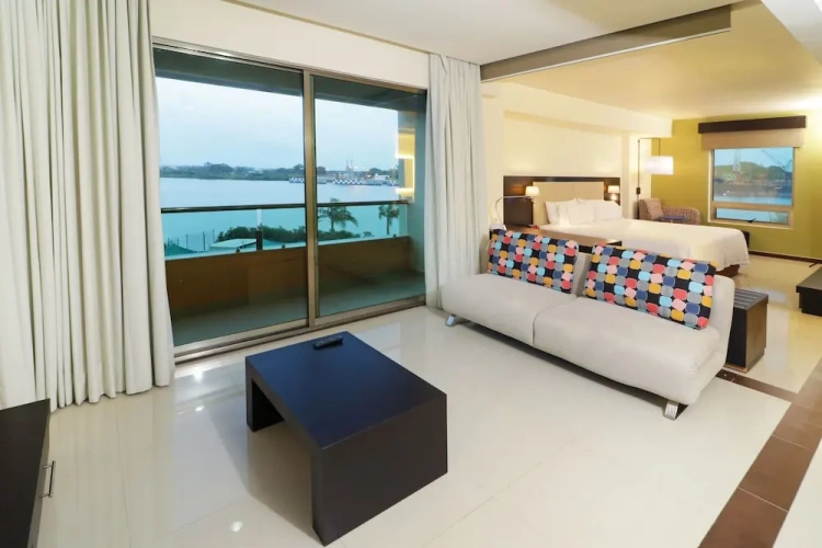 Double Suite