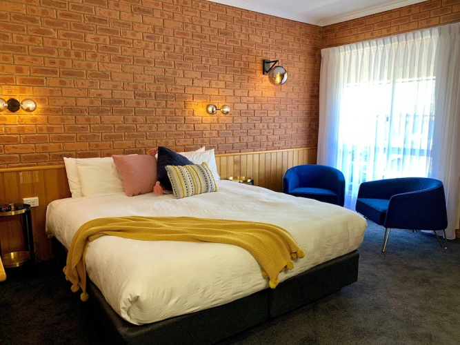Golden River Motor Inn