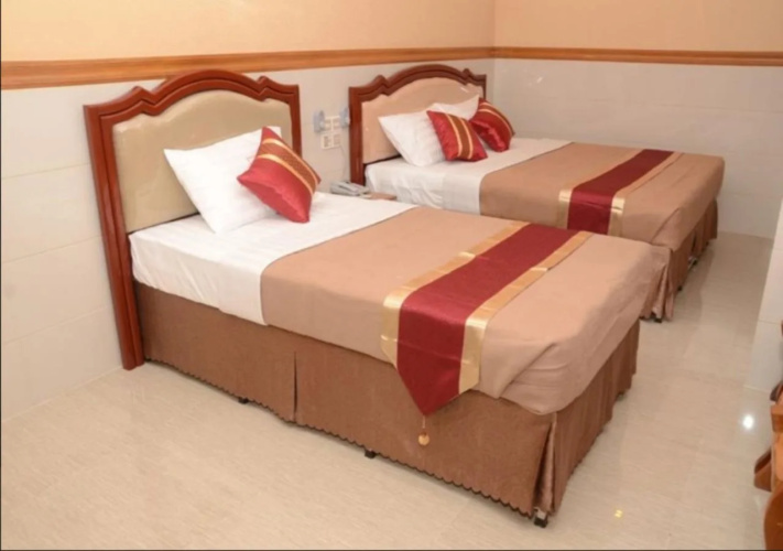 Nylon Hotel