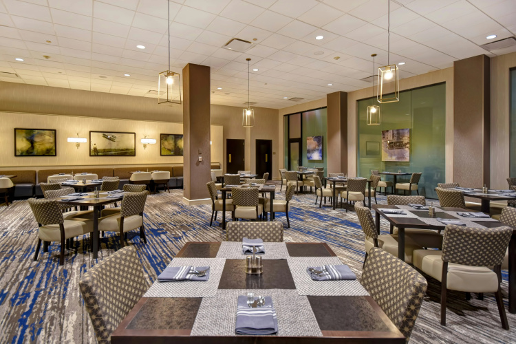 Embassy Suites by Hilton Montgomery Hotel & Conference Cente photo 31