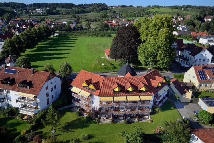 Standard Double room with balcony and with lake view
