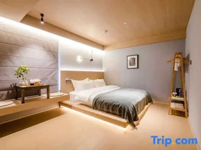 1 Bedroom Deluxe Suite