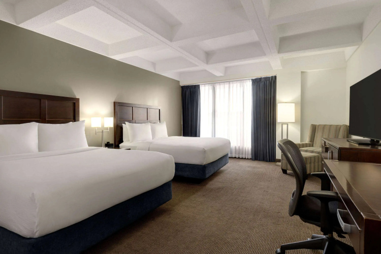 Wyndham Edmonton Hotel and Conference Centre photo 7
